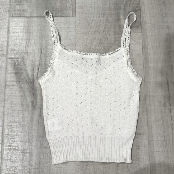 Brandy Melville Eyelet Tank Top - Picture 2 of 2
